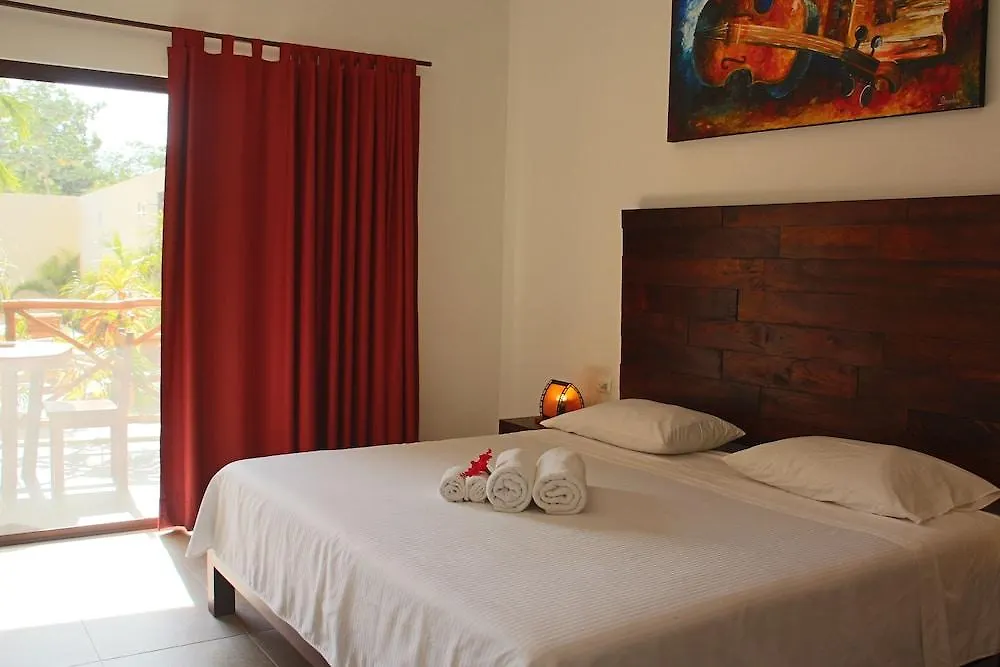 Basic Tulum Hotel
