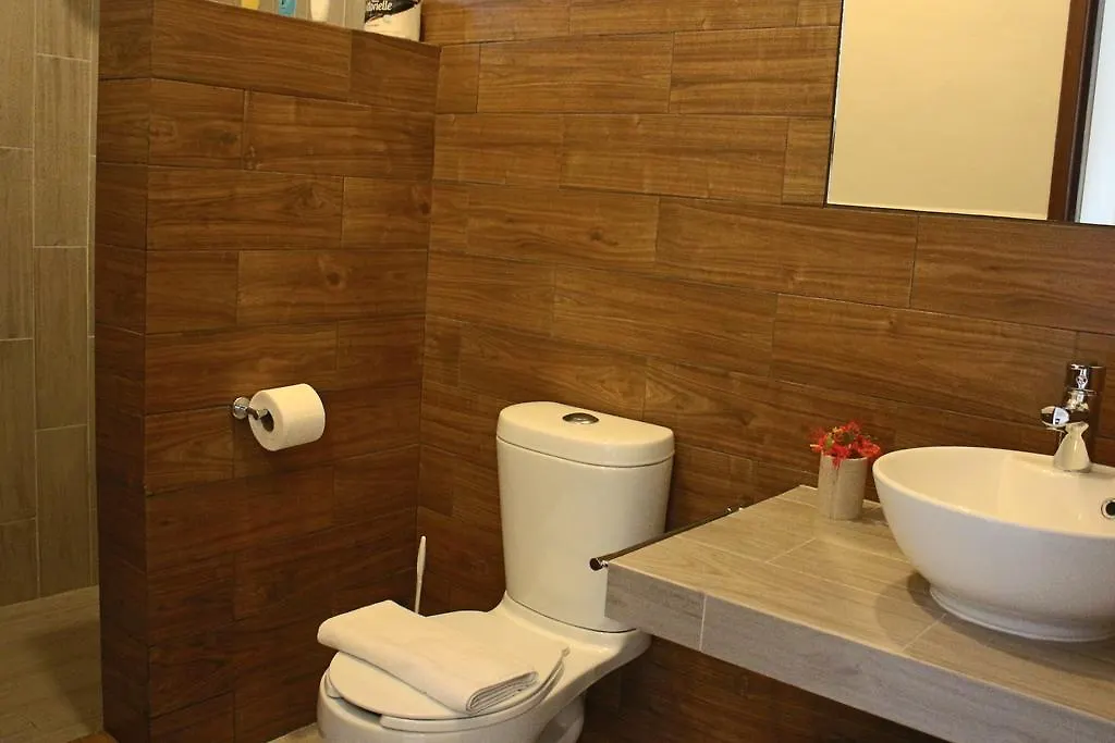Basic Tulum Hotel